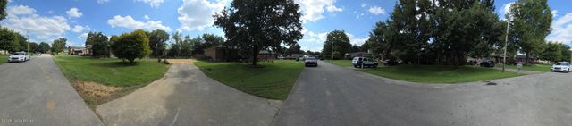 7207 Alameter Ct, Louisville, KY 40258