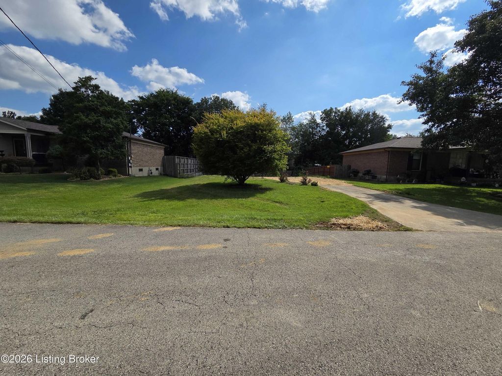 7207 Alameter Ct, Louisville, KY 40258