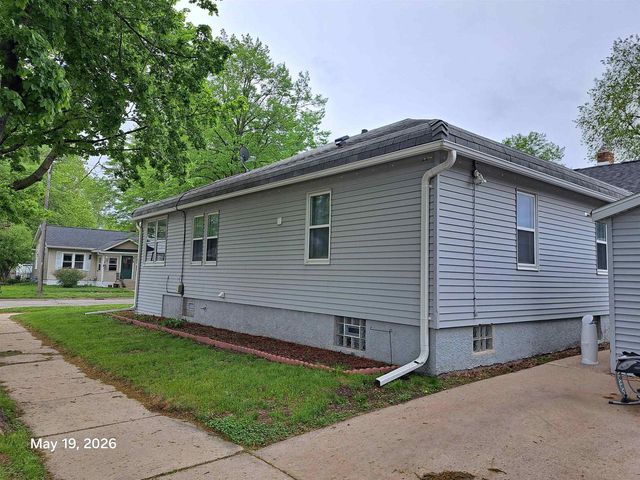 819 HARRISON STREET, Green Bay, WI 54303