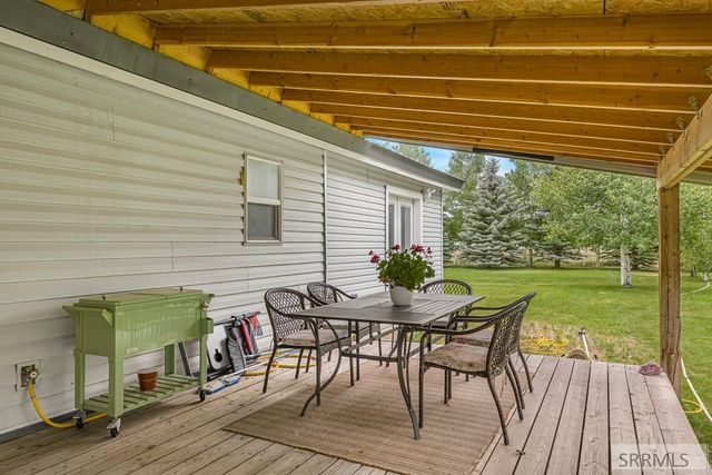 680 N 2780 E, St Anthony, ID 83445