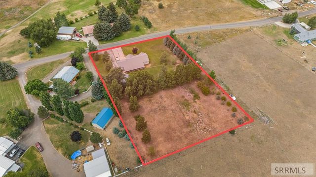 680 N 2780 E, St Anthony, ID 83445