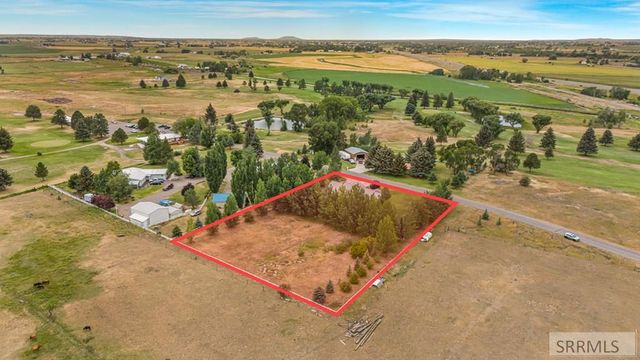 680 N 2780 E, St Anthony, ID 83445