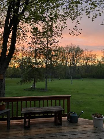 6980 Horizon DRIVE, Greendale, WI 53129