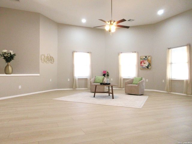 7442 Fm 1117, Seguin, TX 78155