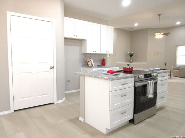 7442 Fm 1117, Seguin, TX 78155