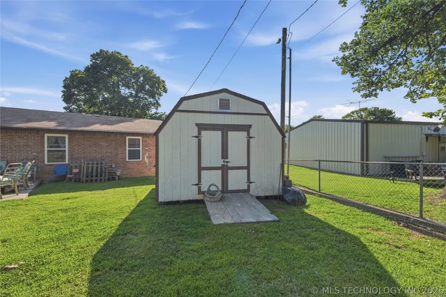 800 N Ross, Salina, OK 74365