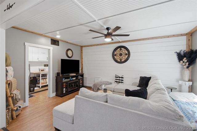 800 N Ross, Salina, OK 74365