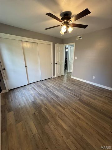 741 Ridgeside Drive A, Ballwin, MO 63021