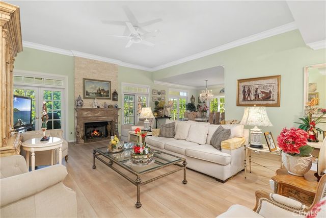 5587 Via Dicha B, Laguna Woods, CA 92637