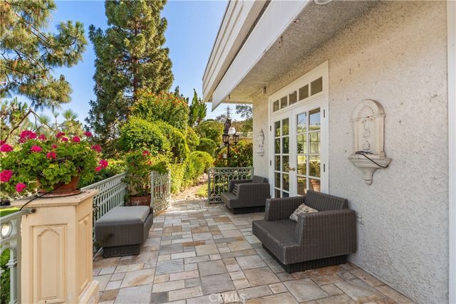 5587 Via Dicha B, Laguna Woods, CA 92637