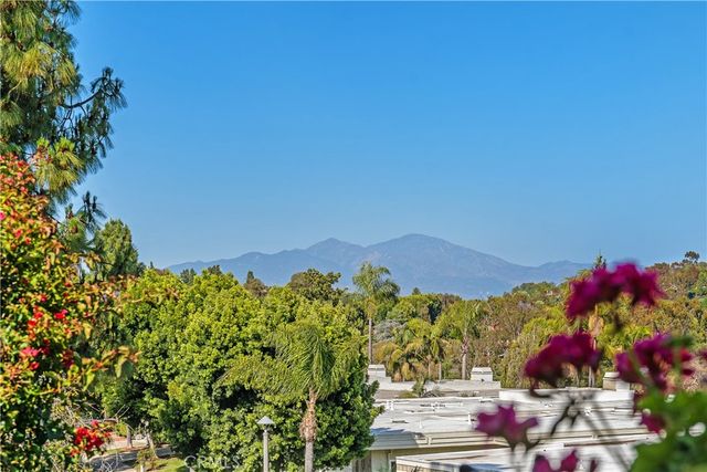 5587 Via Dicha B, Laguna Woods, CA 92637