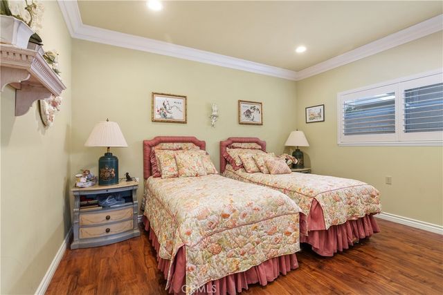 5587 Via Dicha B, Laguna Woods, CA 92637