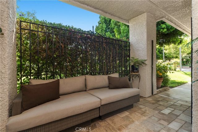 5587 Via Dicha B, Laguna Woods, CA 92637
