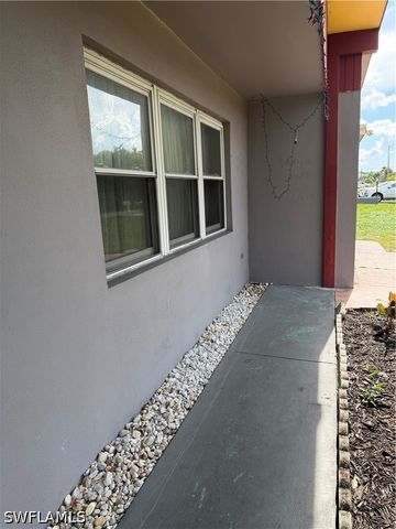 1506 Grandale ST, Lehigh Acres, FL 33936