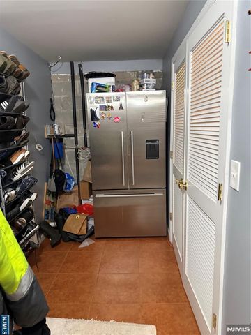598 Broad Street, Carlstadt, NJ 07072