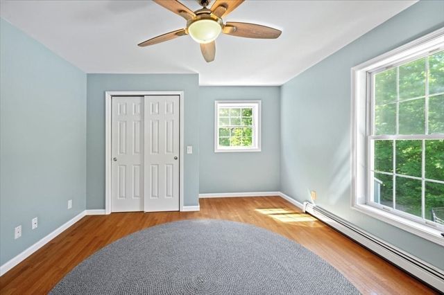 16 Governor Fairbanks Rd, Brimfield, MA 01010
