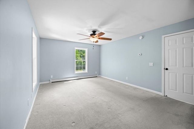 16 Governor Fairbanks Rd, Brimfield, MA 01010