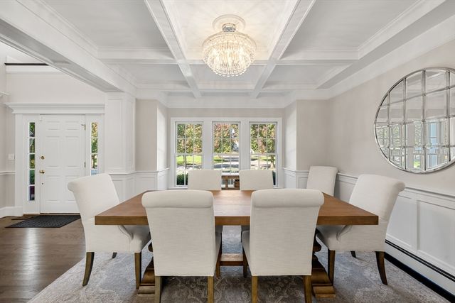 120 Deerfield Ln, Hanover, MA 02339