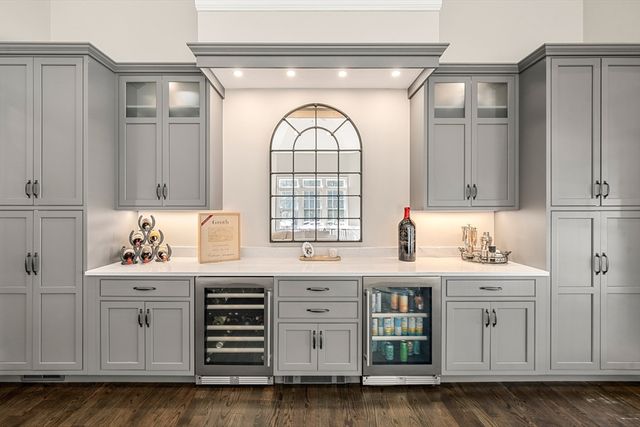 120 Deerfield Ln, Hanover, MA 02339