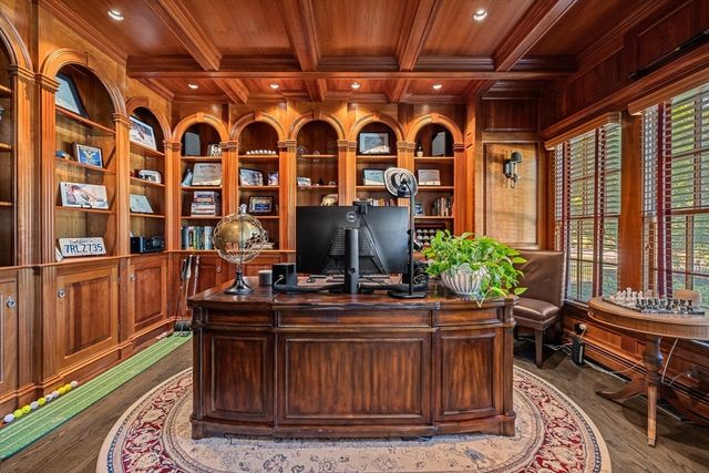 120 Deerfield Ln, Hanover, MA 02339