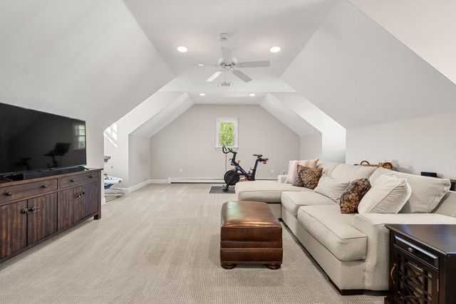 120 Deerfield Ln, Hanover, MA 02339