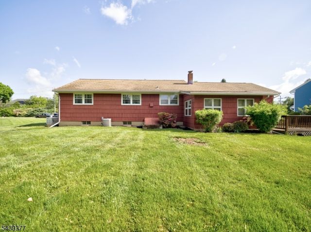 55 New Amwell Rd, Hillsborough Twp., NJ 08844