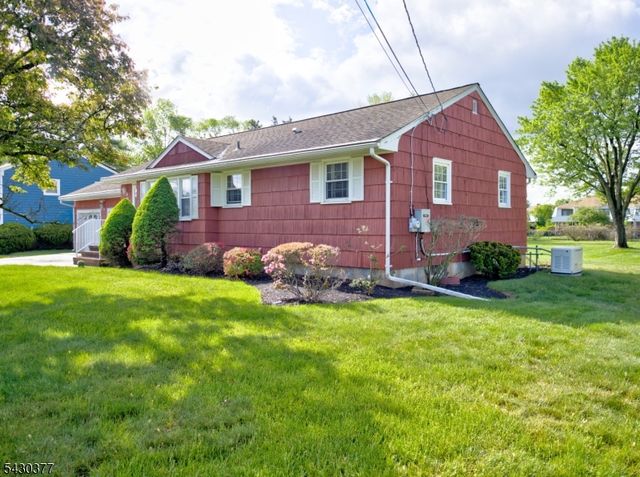 55 New Amwell Rd, Hillsborough Twp., NJ 08844