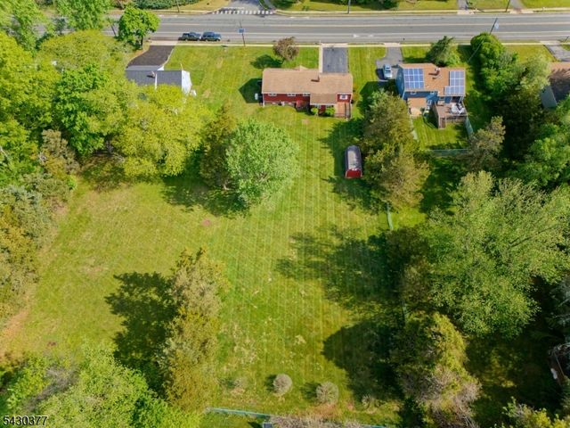 55 New Amwell Rd, Hillsborough Twp., NJ 08844