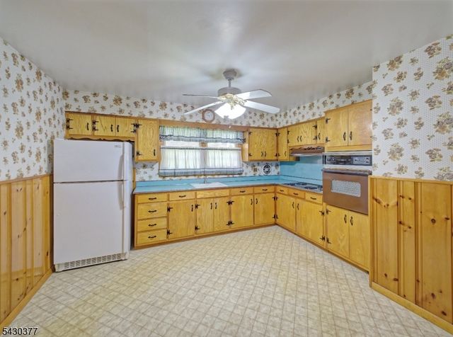 55 New Amwell Rd, Hillsborough Twp., NJ 08844