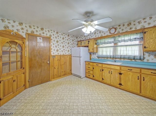 55 New Amwell Rd, Hillsborough Twp., NJ 08844