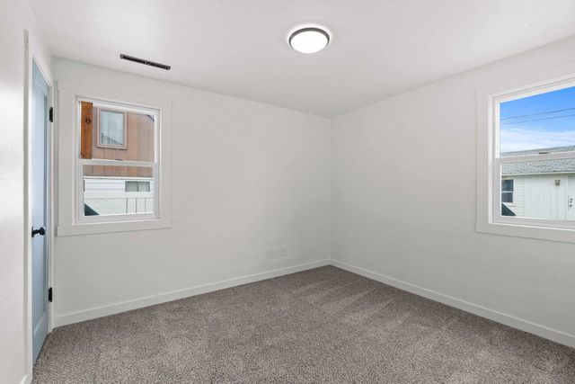 617 E Garland Ave, Spokane, WA 99207