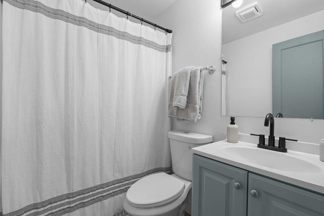 617 E Garland Ave, Spokane, WA 99207