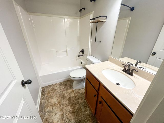 14383 Buttercup Drive, Olive Branch, MS 38654