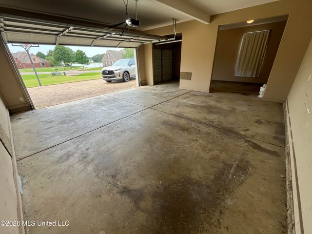 14383 Buttercup Drive, Olive Branch, MS 38654