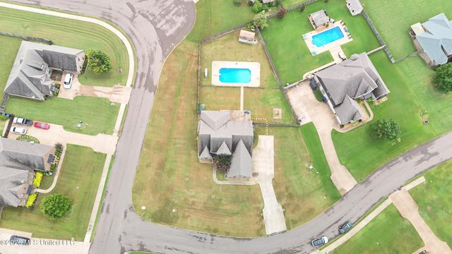 14383 Buttercup Drive, Olive Branch, MS 38654