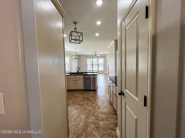 14383 Buttercup Drive, Olive Branch, MS 38654