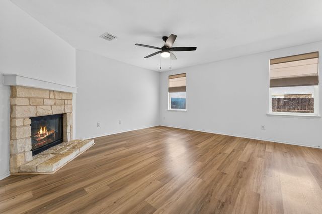 1725 Trego Drive, Fort Worth, TX 76247