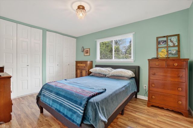 313 Dutch Mill Drive, Flushing, MI 48433