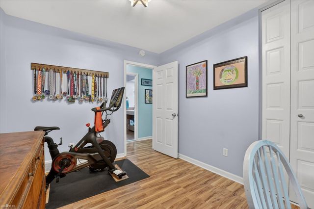313 Dutch Mill Drive, Flushing, MI 48433