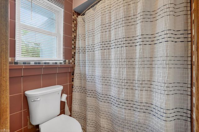 313 Dutch Mill Drive, Flushing, MI 48433