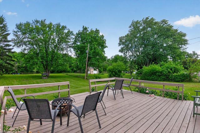 313 Dutch Mill Drive, Flushing, MI 48433