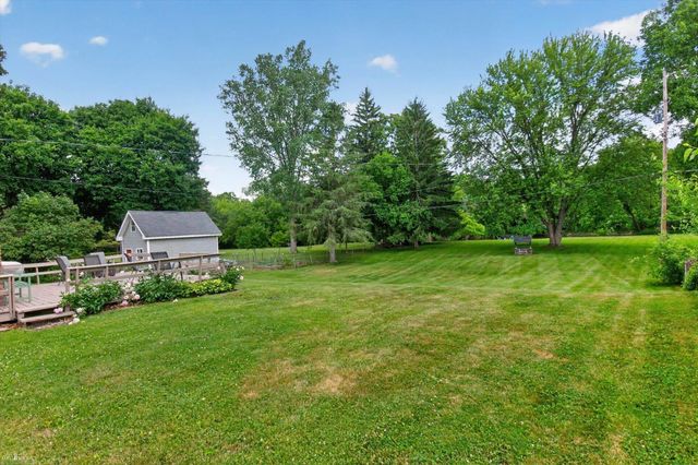 313 Dutch Mill Drive, Flushing, MI 48433
