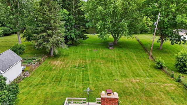 313 Dutch Mill Drive, Flushing, MI 48433