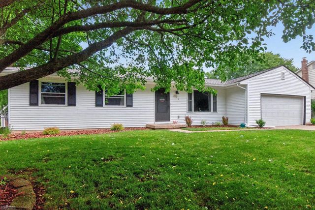 313 Dutch Mill Drive, Flushing, MI 48433