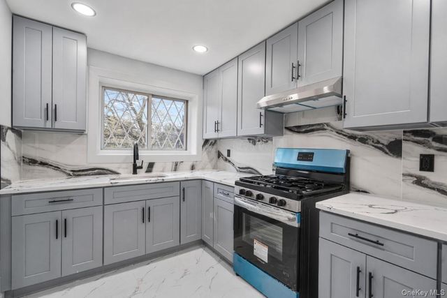 186-01 Henderson Avenue, Hollis, NY 11423
