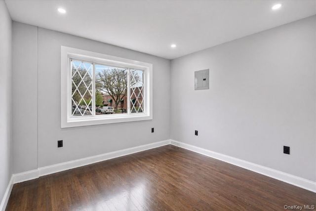 186-01 Henderson Avenue, Hollis, NY 11423
