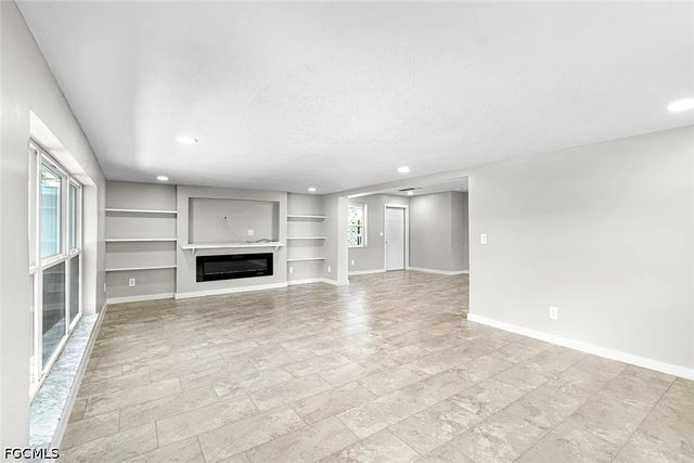 2115 Saint Croix AVE, Fort Myers, FL 33905
