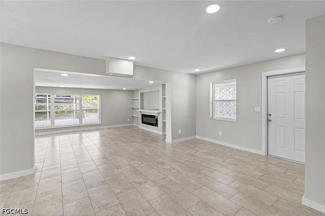 2115 Saint Croix AVE, Fort Myers, FL 33905