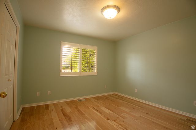 1395 E 5600 S, South Ogden, UT 84403