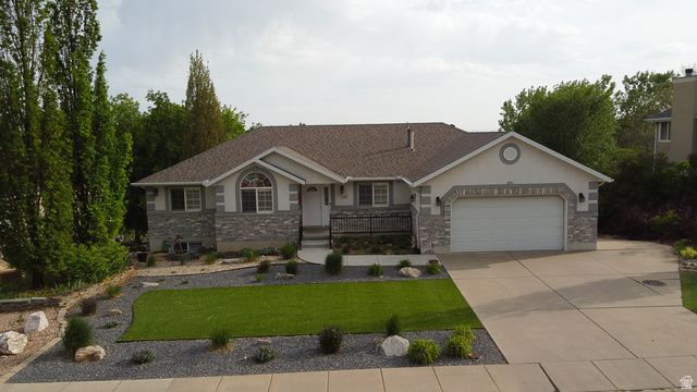 1395 E 5600 S, South Ogden, UT 84403